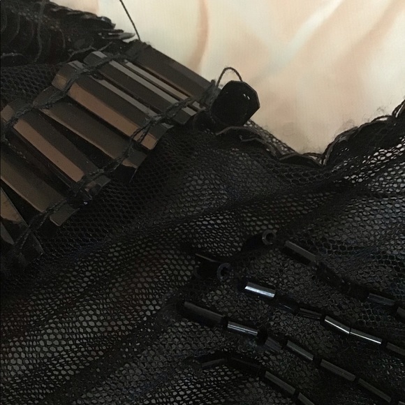 Beautiful beaded crop top - Picture 2 of 2